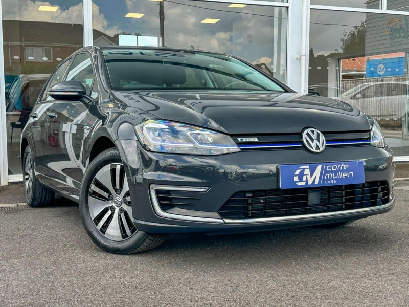 VOLKSWAGEN GOLF 35.8kWh e-Golf Auto 5dr (2019/69)